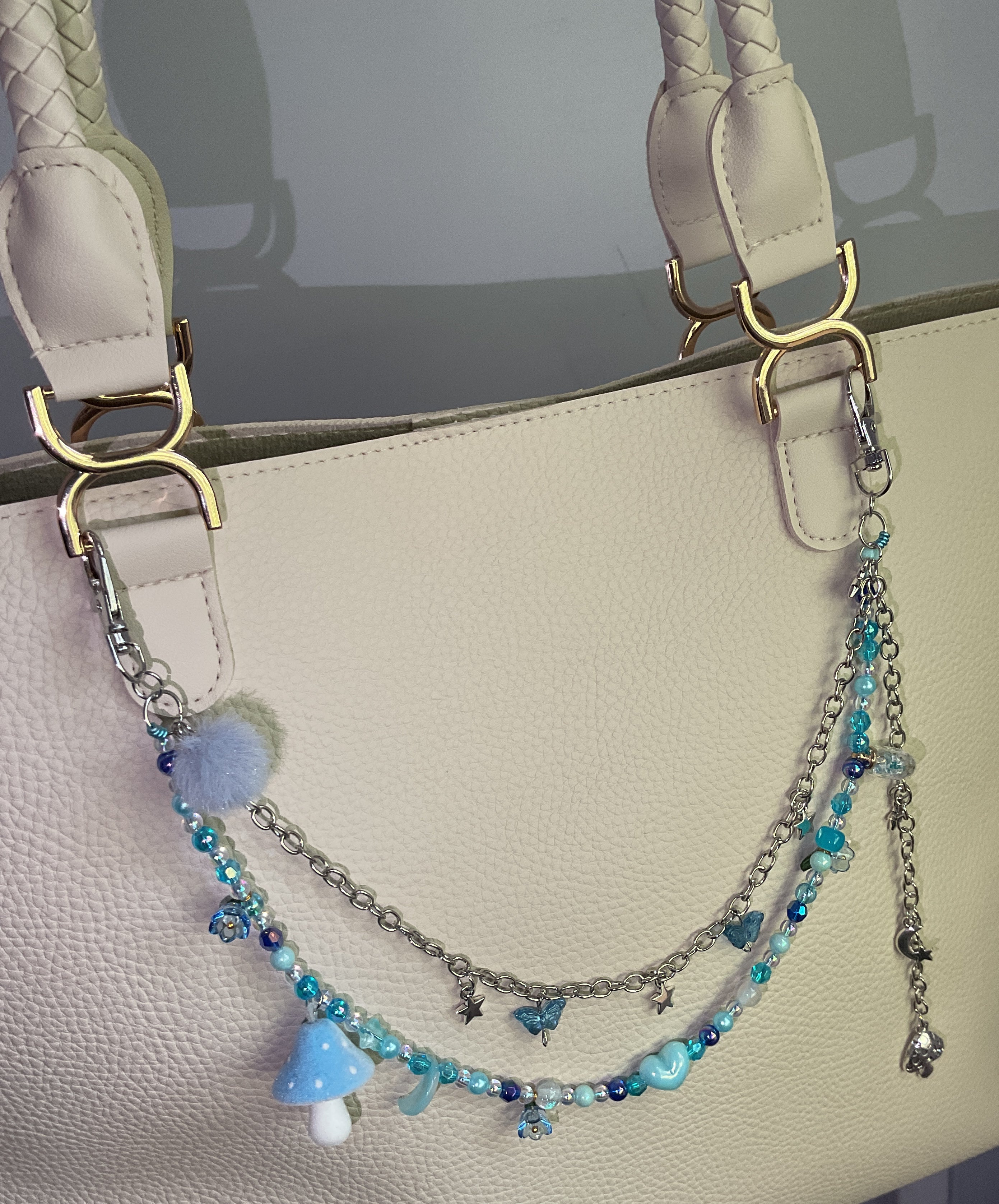 Blue mushroom bag chain
