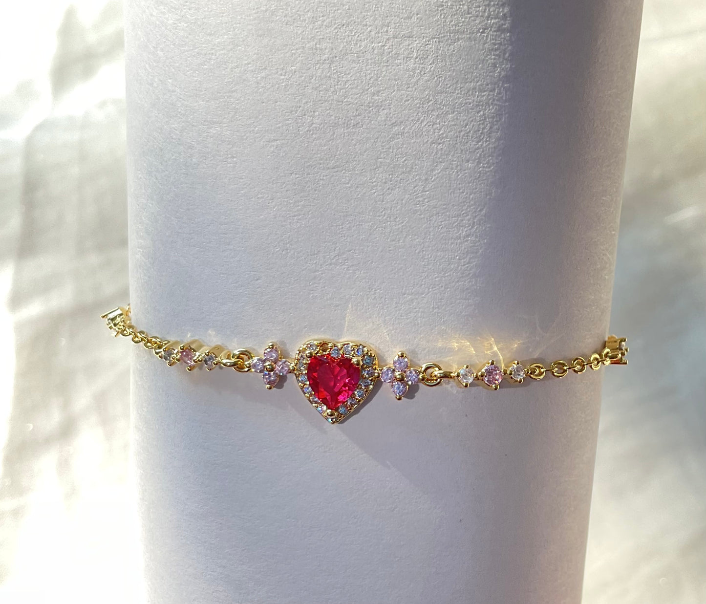 Timeless heart bracelet