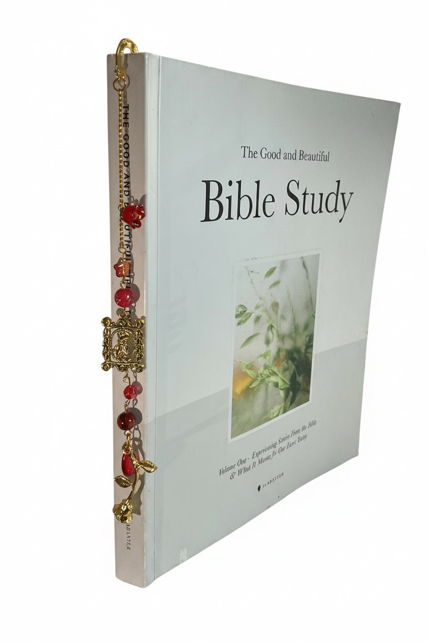 The rose rabbit bookmark