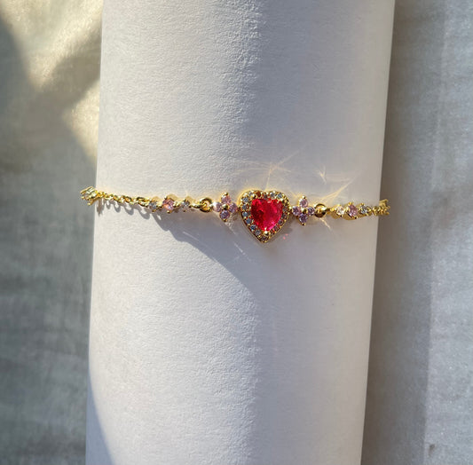 Timeless heart bracelet